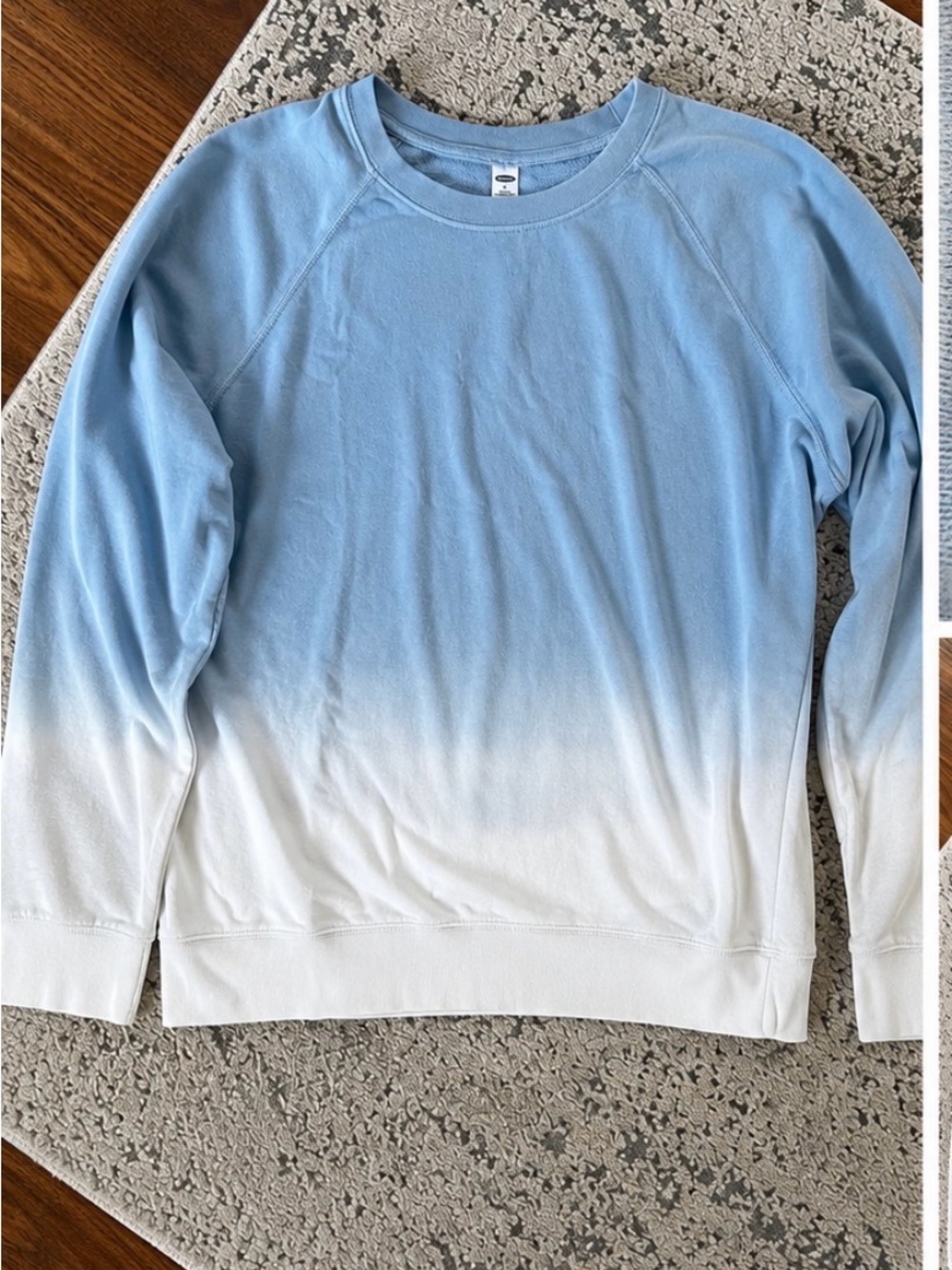 Old Navy Light Blue and White Ombre Crewneck Sweater